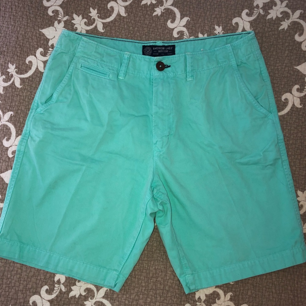 American Eagle men’s shorts